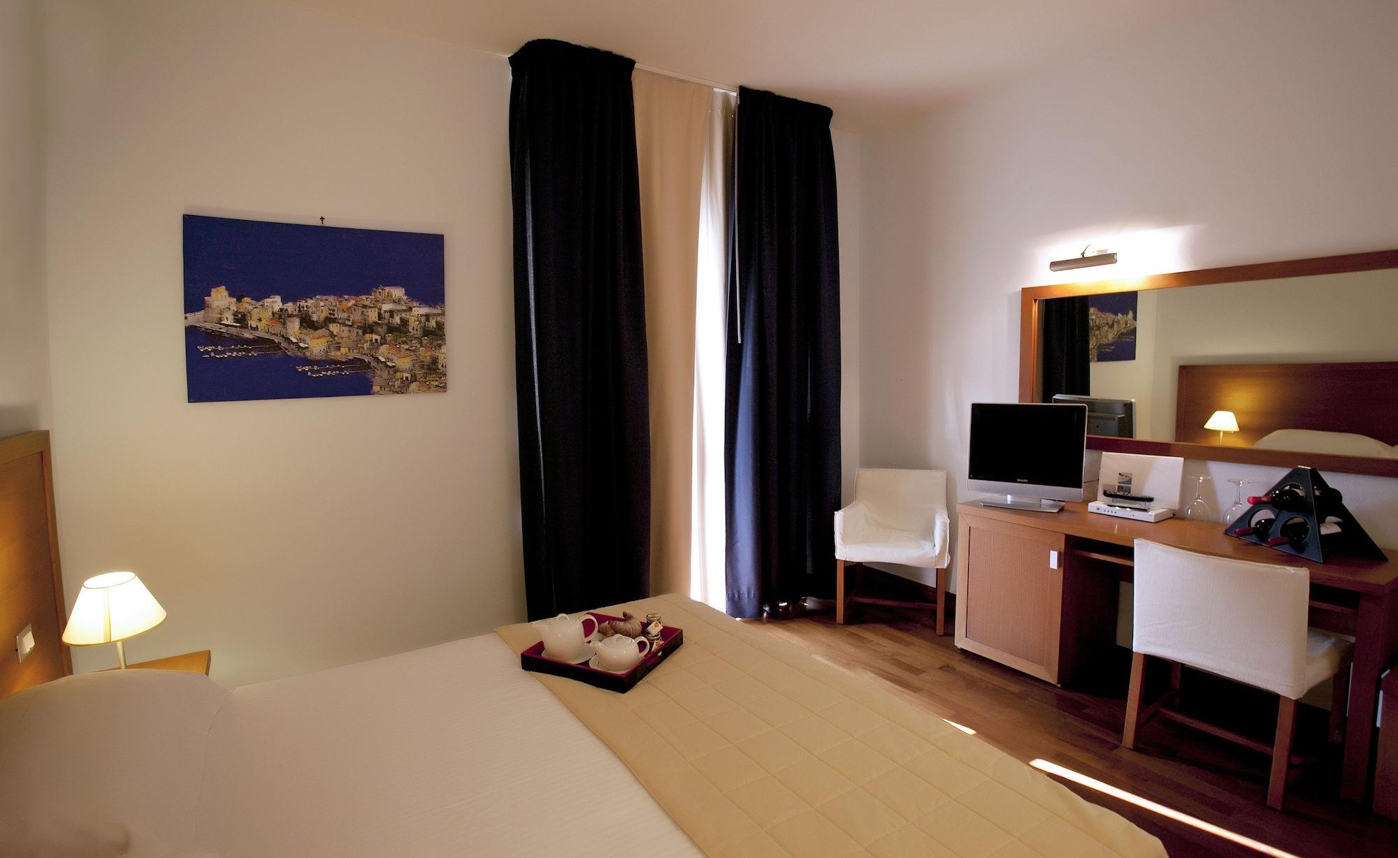 Hotel Tiziano Trapani Eksteriør bilde