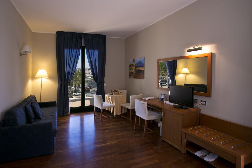 Hotel Tiziano Trapani Eksteriør bilde